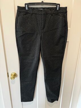 Old Navy Black Microdot Skinny Pants - Pixie Pants - Full Length